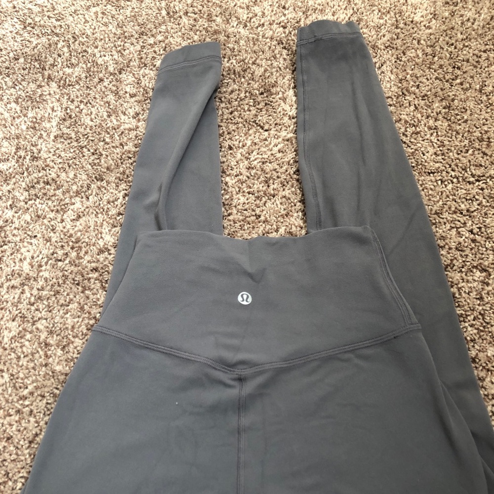 Lulu align dark carbon